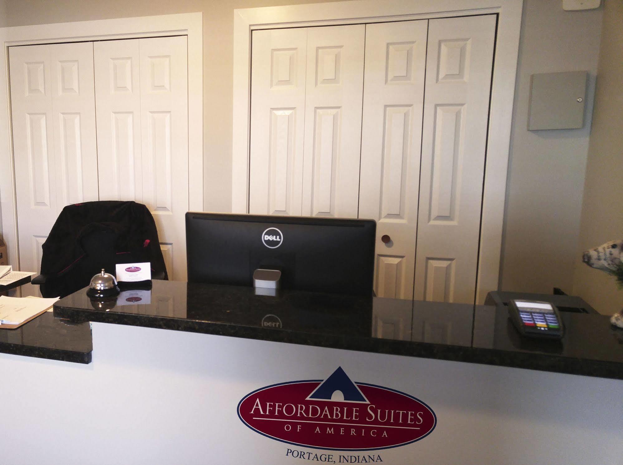 Affordable Suites Of America Portage Esterno foto