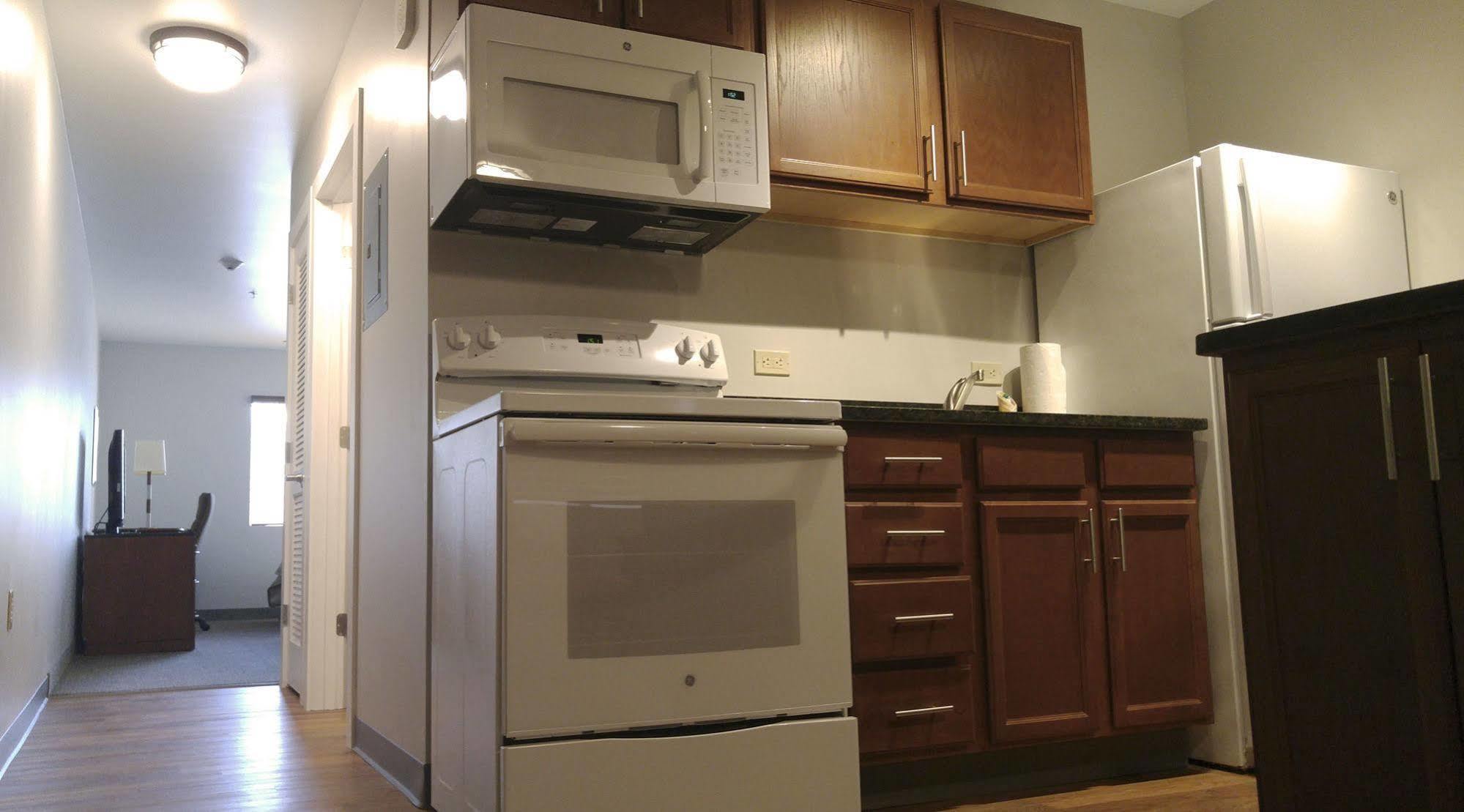 Affordable Suites Of America Portage Esterno foto